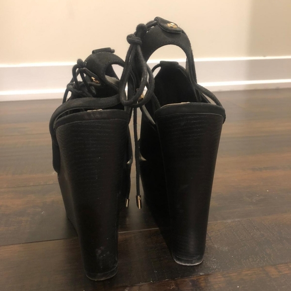 Wedge heel - Picture 3 of 3